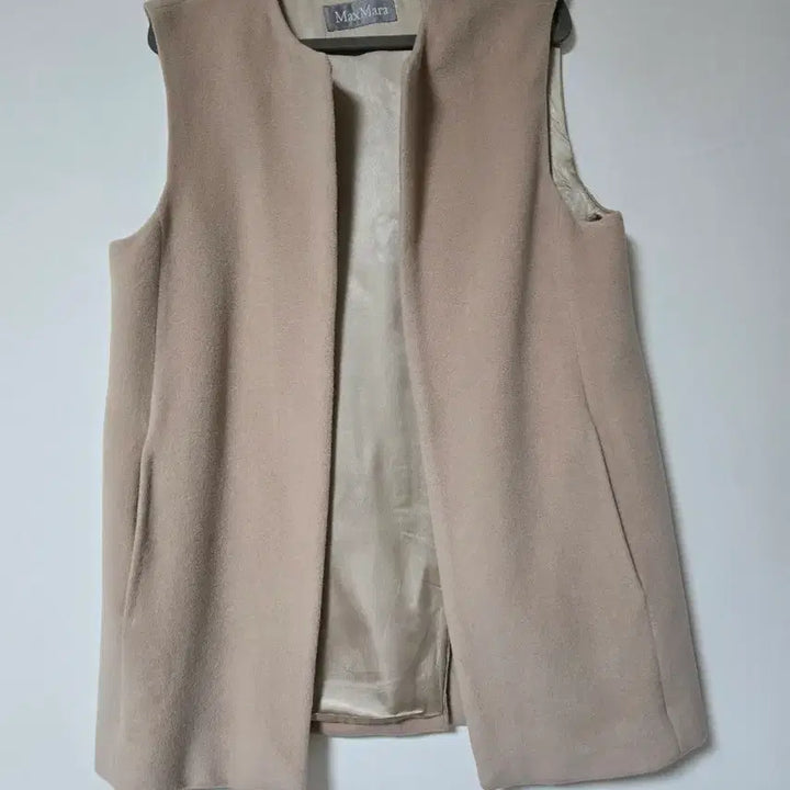 [BUNJANG] Max Mara Beige Wool Vest / 막스마라 베이지색 모직 베스트