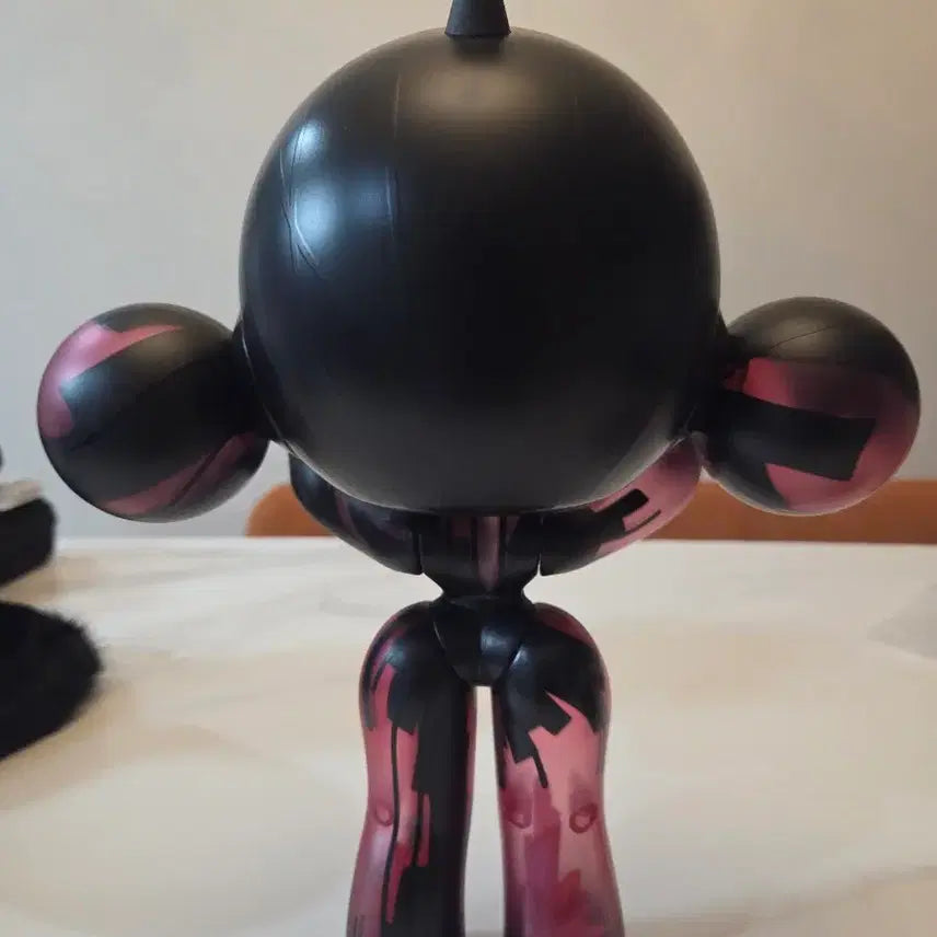 [BUNJANG] POP MART Skullpanda Red Crystal 400% Figure / 스컬판다 400% 레드크리스탈