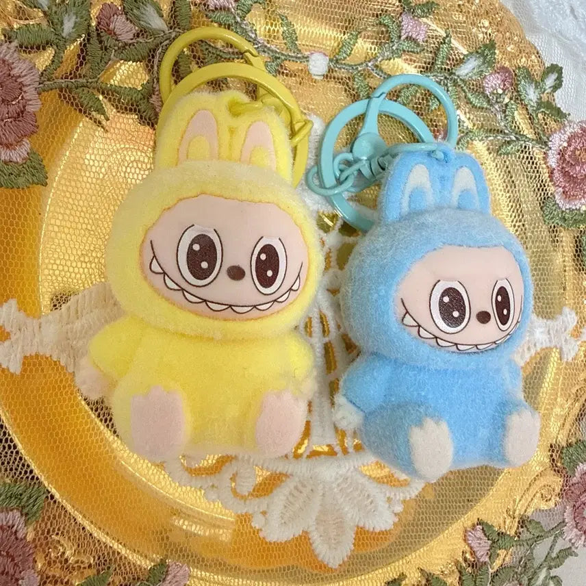 [BUNJANG] La Booboo Velvet Mini Figure Keychain / 라부부 벨벳재질 미니 피규어 키링