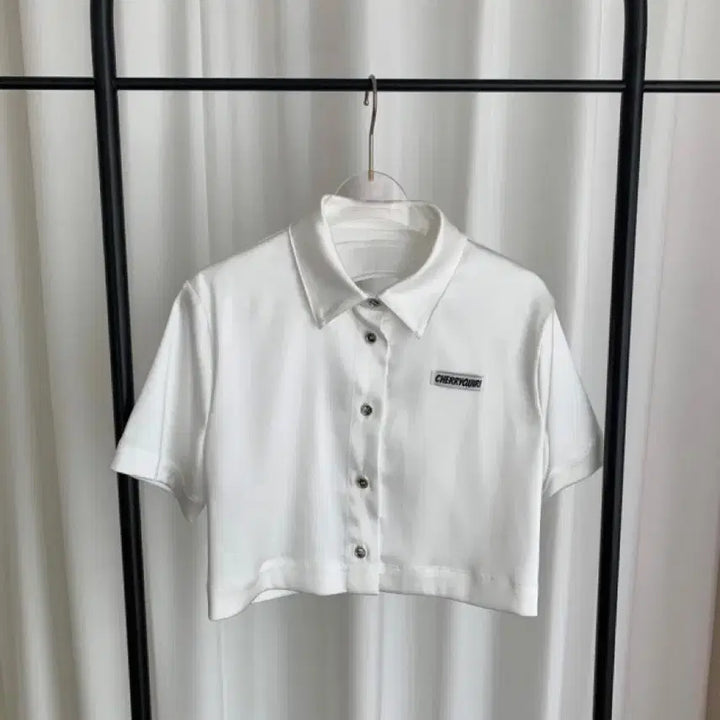 [BUNJANG] Cherry Bullet Cherry-Qurious Eyelet Satin Shirt & Satin Mini Skirt / 라뇨 체리퀴리 아일렛 새틴 셔츠 & 새틴 미니 스커트