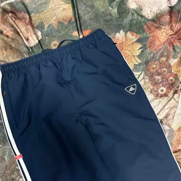 [BUNJANG] Adidas Vintage Old School Navy Track Pants / 아디다스 빈티지 올드스쿨 삼선 네이비누빔트랙팬츠 95 나이키 츄리닝
