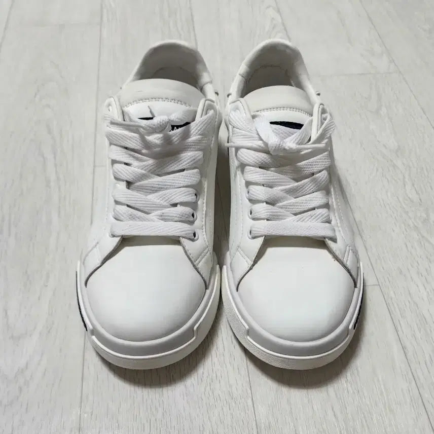 [BUNJANG] Dolce & Gabbana White Sneakers / 돌체 스니커즈