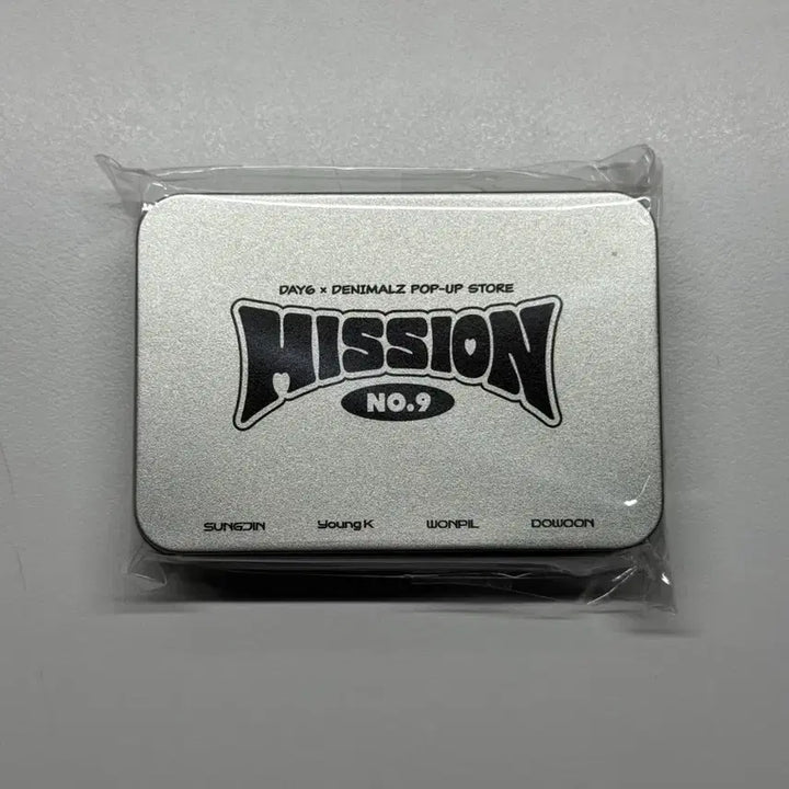 미개봉) 데이식스 틴케이스 폴라로이드 세트 데니멀즈 팝업