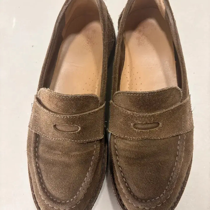 [BUNJANG] Drake's Suede Loafers (Size 7) / [명절 할인] 드레익스 스웨이드 로퍼 (7)