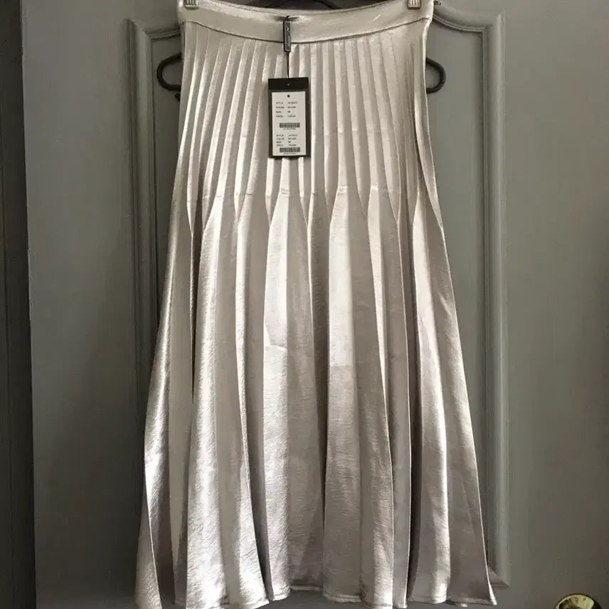 [BUNJANG] J.coco Silver Pleated Long Skirt / 제이코코 J.coco 실버 플리츠 롱스커트 새상품 66사이즈
