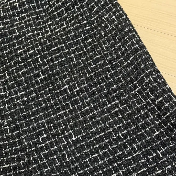 [BUNJANG] G-Cut Tweed Mini Skirt / 블랙 트위드 미니스커트