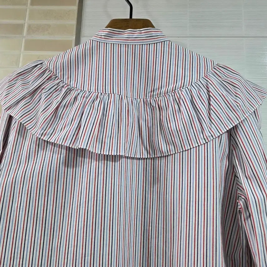 [BUNJANG] Claudie Pierlot Frill Stripe Blouse 38 / 끌로디 Claudie Pierlot 프릴 스트라이프 블라우스 38