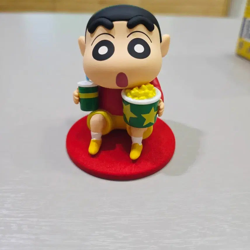 [BUNJANG] Crayon Shin-chan Cozy Holiday Figure / 새상품)짱구 피규어 cozy holiday