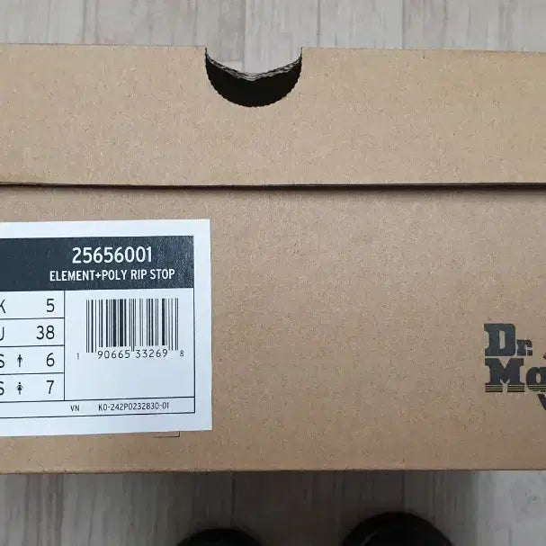 [BUNJANG] Dr. Martens Comms Tech Black Boots 240mm / 닥터마틴 콤스 테크 블랙 240mm 부츠