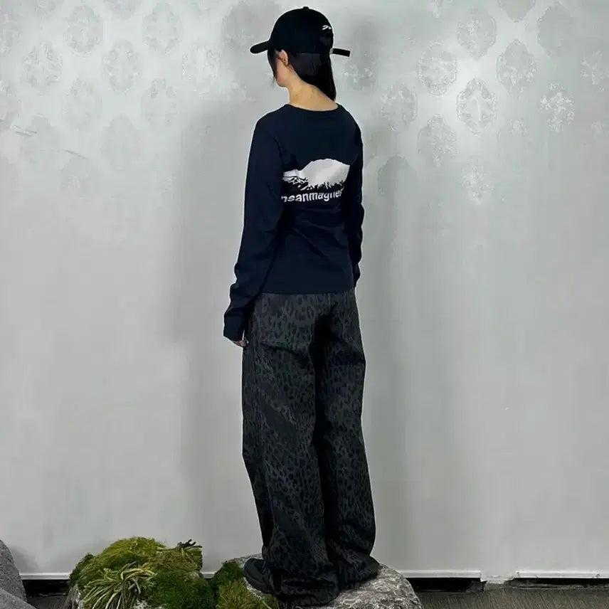 [BUNJANG] Mountain Long Sleeve Navy / 탄산마그네슘 마운틴 롱슬리브 네이비
