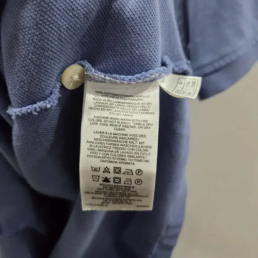 [BUNJANG] Brooks Brothers Multi-Embroidered Polo Shirt (Size M) / 브룩스브라더스 멀티자수 피케 카라 반팔티 M