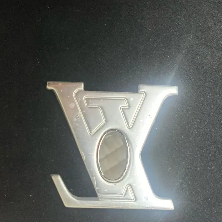 [BUNJANG] Louis Vuitton MyLockMe Chain Bag / 루이비통 마이락미 체인백