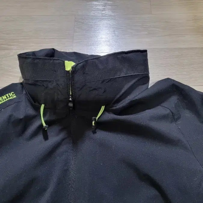 [BUNJANG] Skechers Hidden Hood Windbreaker Jacket (Black) 105 / 매장정품 스케쳐스 검정 기능성 히든후드 바람막이집업 105