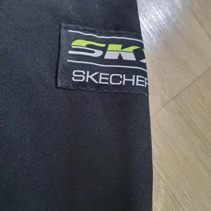 [BUNJANG] Skechers Hidden Hood Windbreaker Jacket (Black) 105 / 매장정품 스케쳐스 검정 기능성 히든후드 바람막이집업 105