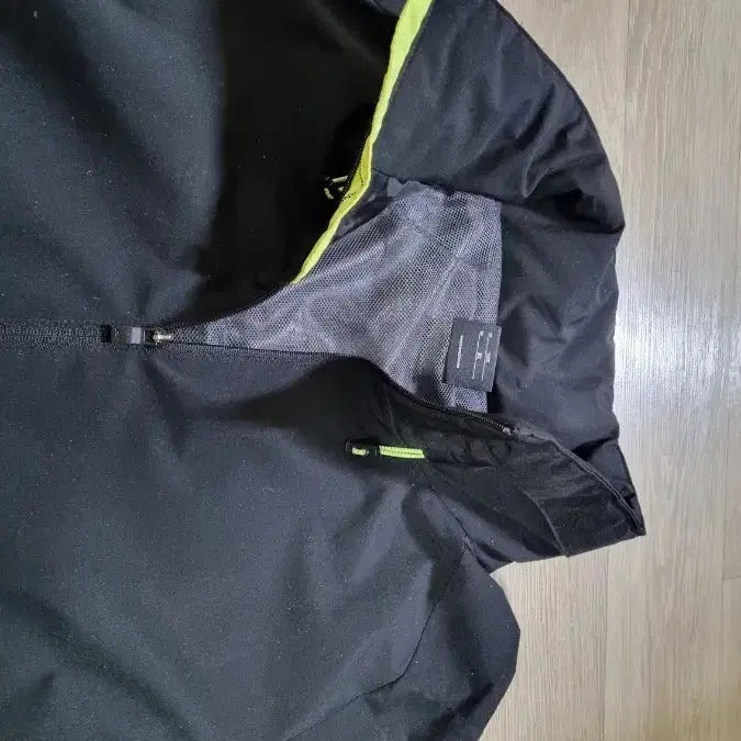 [BUNJANG] Skechers Hidden Hood Windbreaker Jacket (Black) 105 / 매장정품 스케쳐스 검정 기능성 히든후드 바람막이집업 105