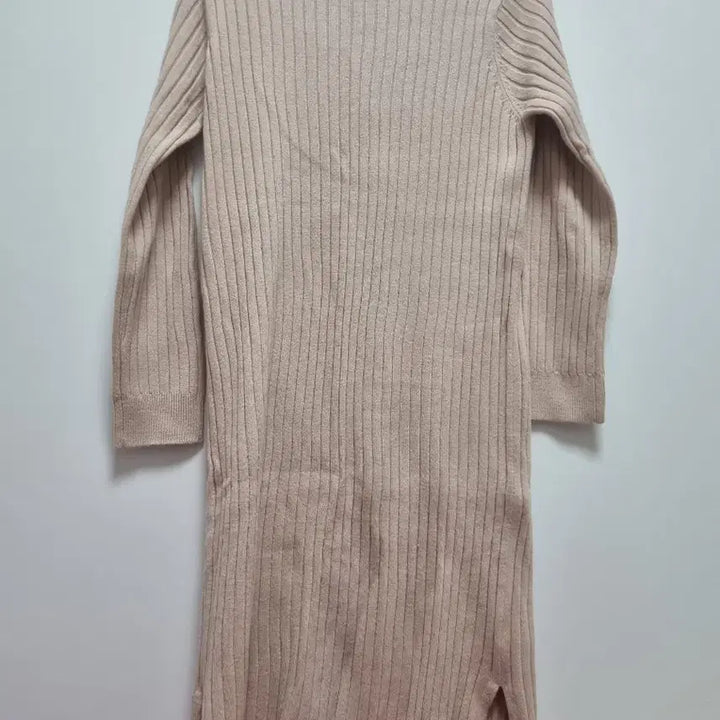 [BUNJANG] GU Jiyu Ribbed Knit Long Dress Beige / GU 지유 골지 니트 롱 원피스 베이지