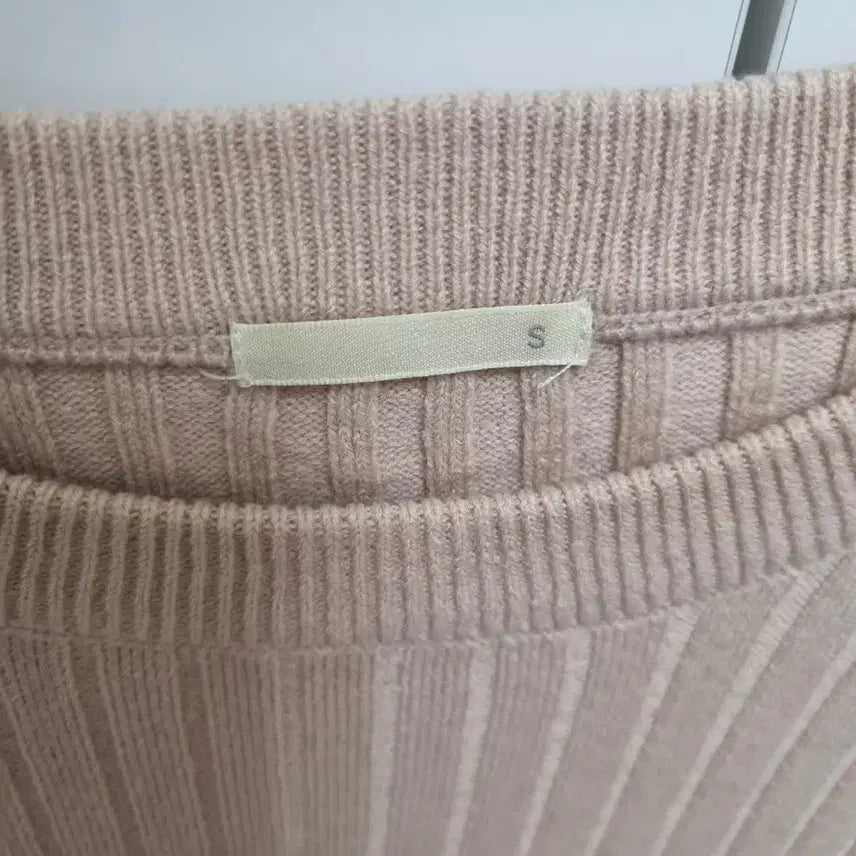 [BUNJANG] GU Jiyu Ribbed Knit Long Dress Beige / GU 지유 골지 니트 롱 원피스 베이지
