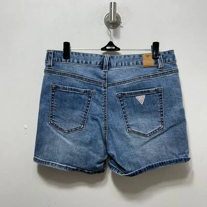 [BUNJANG] Guess Women's Denim Shorts S / 게스 여성 데님 반바지 팬츠 S