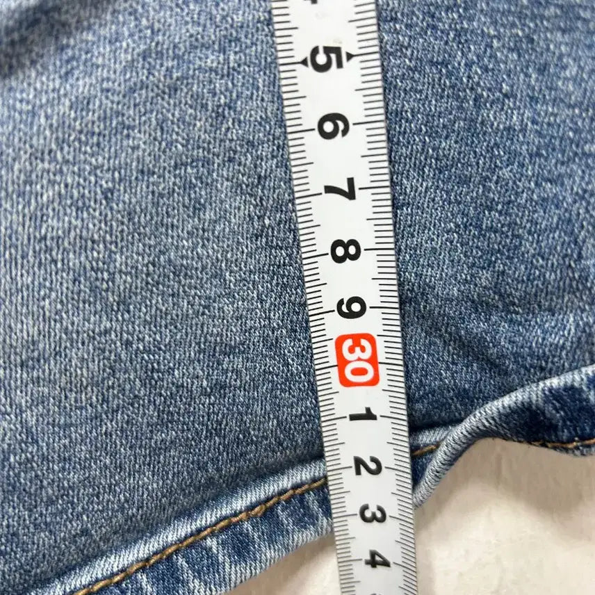 [BUNJANG] Guess Women's Denim Shorts S / 게스 여성 데님 반바지 팬츠 S