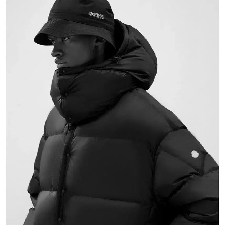 [BUNJANG] Moncler x Hyke Glenstock Size 4 / 몽클레어 x 하이크 글렌스톡 4사이즈