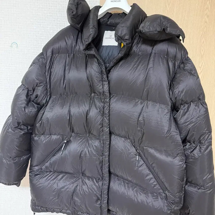 [BUNJANG] Moncler x Hyke Glenstock Size 4 / 몽클레어 x 하이크 글렌스톡 4사이즈