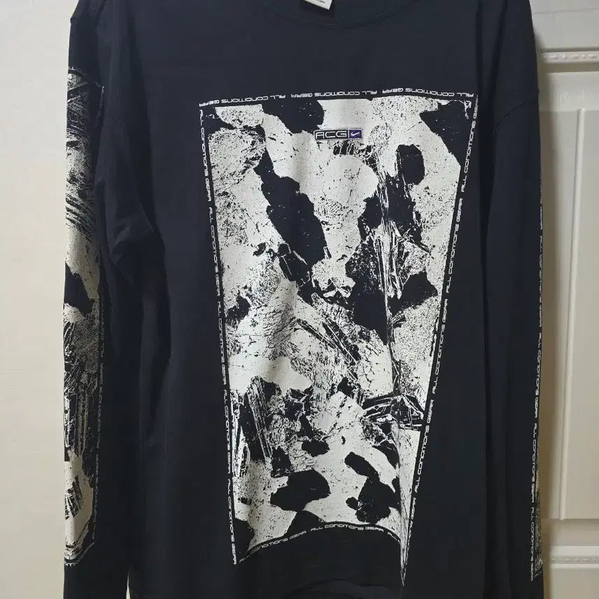 [BUNJANG] Nike ACG Black Printed Long Sleeve T-shirt / 나이키 ACG 블랙 프린팅 긴팔 티셔츠