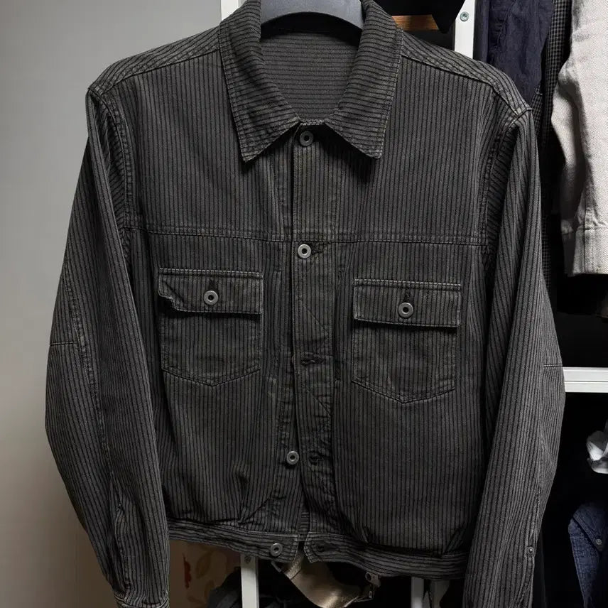 [BUNJANG] Polytelu Gray Stripe Jacket / [2] 폴리테루 유즈드 그레이 스트라이프 자켓