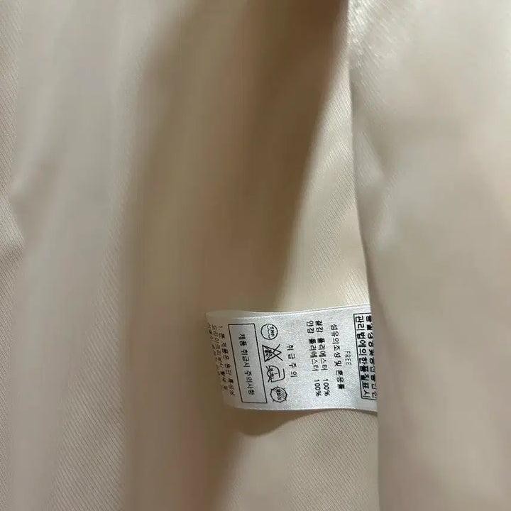 [BUNJANG] Lugh Adette Ivory Faux Fur Jacket / [완전 새제품] 루흐 아디세떼흐 하엄지 퍼 자켓 아이보리