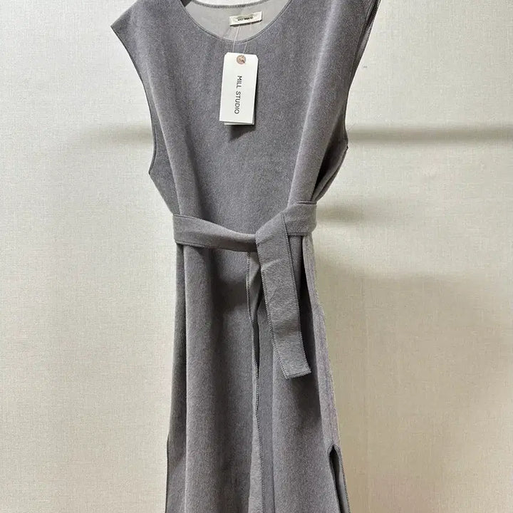 [BUNJANG] MILL STUDIO Gray Fur Dress / (새상품) MILL STUDIO 그레이 털 원피스