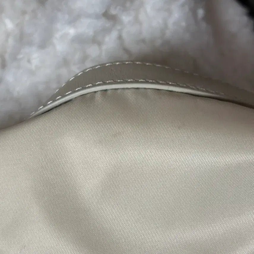 [BUNJANG] AUB Our Trimming Bag (Ivory) / 아우브아워 trimming bag (ivory) 트리밍백