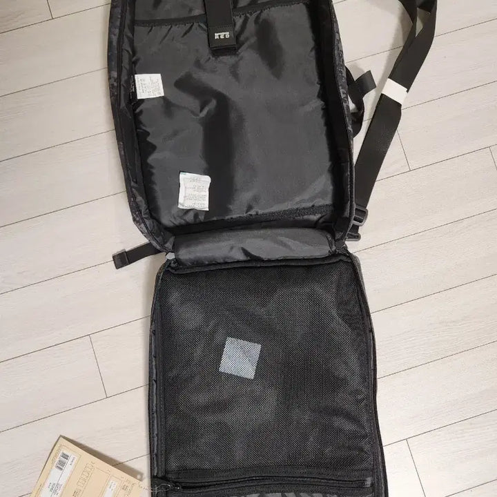 [BUNJANG] Samsonite Red 3-Way Backpack Crossbody Laptop Bag / 택 새상품)샘소나이트 레드 3웨이 백팩 크로스백 서류 노트북백  노트