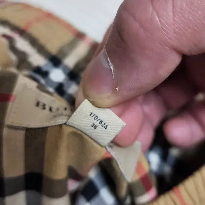 [BUNJANG] Burberry Check Striped Track Pants 36 Size (30-34) / 버버리 체크 스트라이프 트랙 팬츠 36사이즈 남성 (30~34)