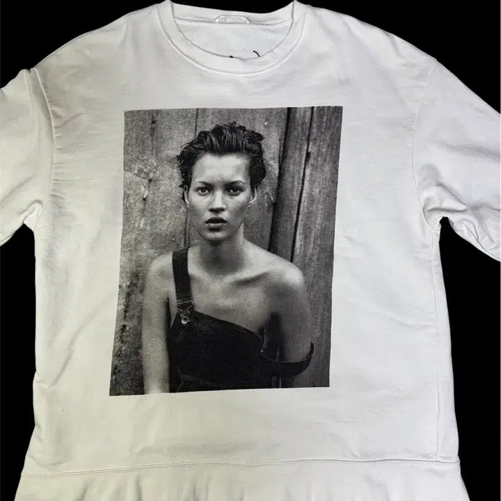 [BUNJANG] Zara Peter Lindbergh Kate Moss Vintage Sweatshirt / 빈티지 zara 자라 x 피터 린드버그 케이트모스 한정판 맨투맨 L