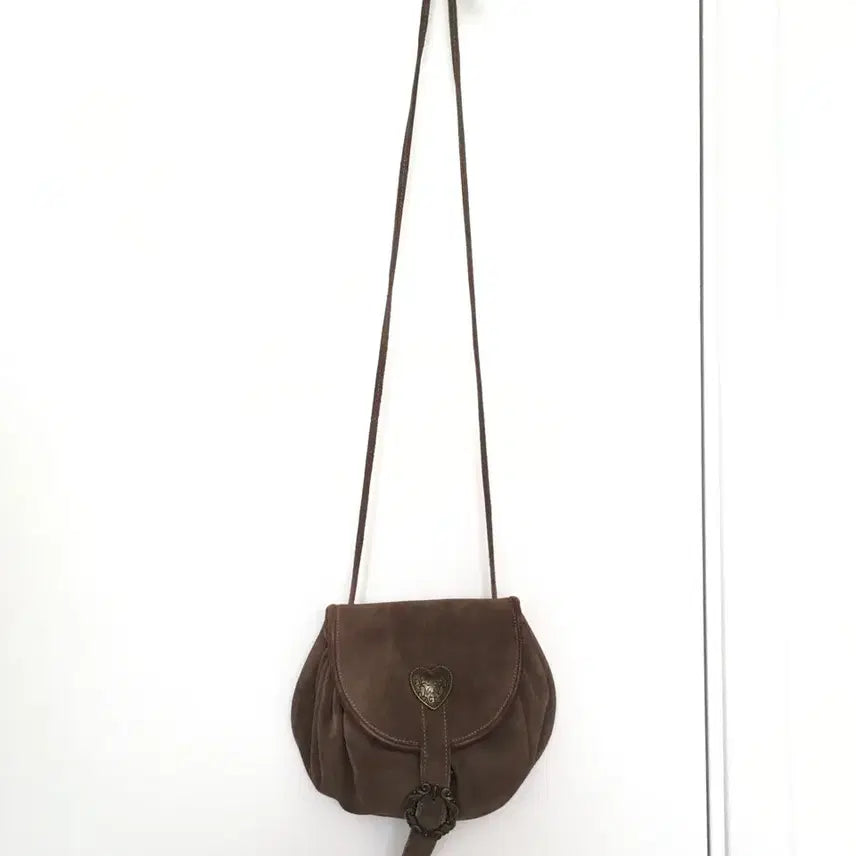 [BUNJANG] Vintage Heart Crossbody Bag / 하트 앤틱 빈티지 크로스백