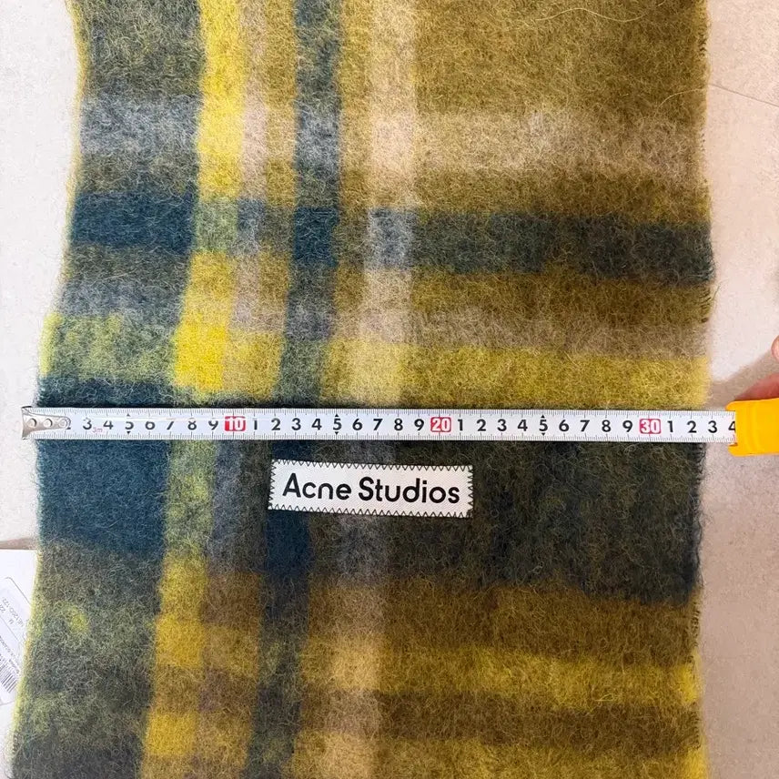 [BUNJANG] Acne Studios Mohair Scarf / 아크네스튜디오 모헤어 스카프