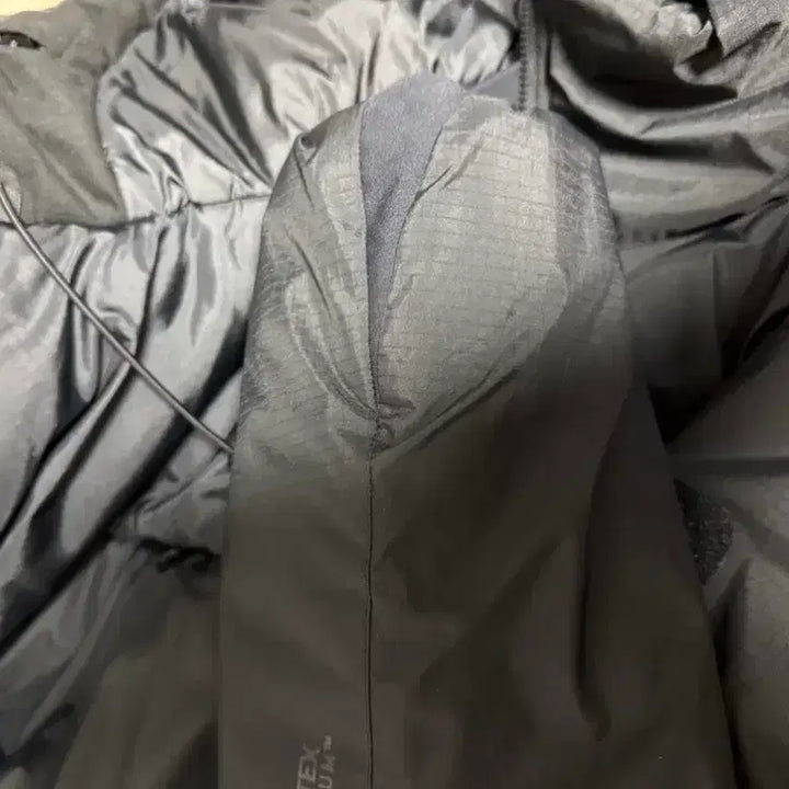 [SOLD OUT] 아크테릭스 리프 콜드 WX 후디 LT 젠 2 블랙