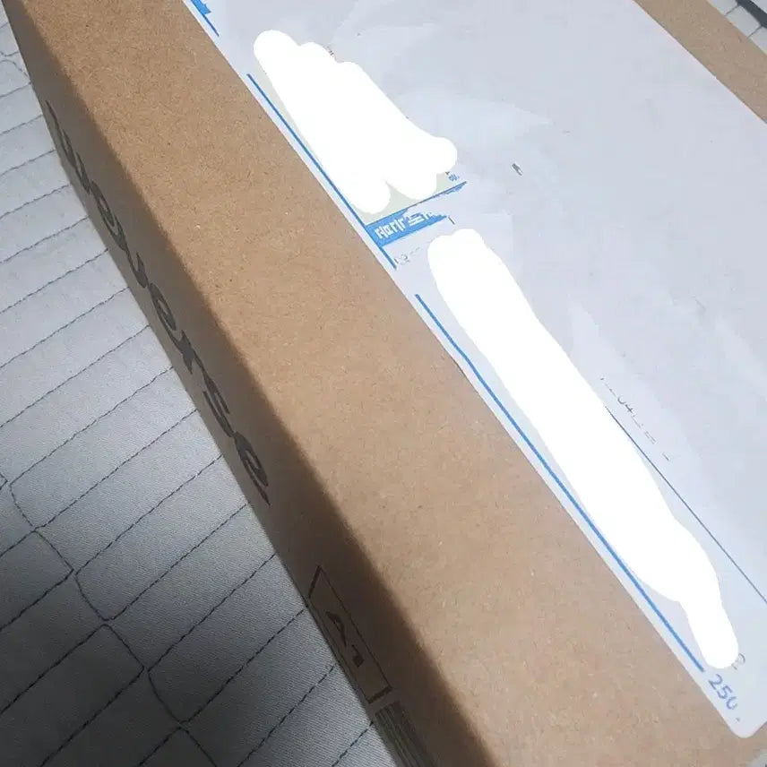 [BUNJANG] Seventeen Woozi 9th Anniversary Necklace (Sealed) / 미개봉) 세븐틴 우지 9주년 목걸이 양도