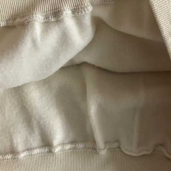 [BUNJANG] SPRINGHOUSE Ivory Embroidered Sweatshirt / SPRINGHOUSE 아이보리 맨투맨 티셔츠