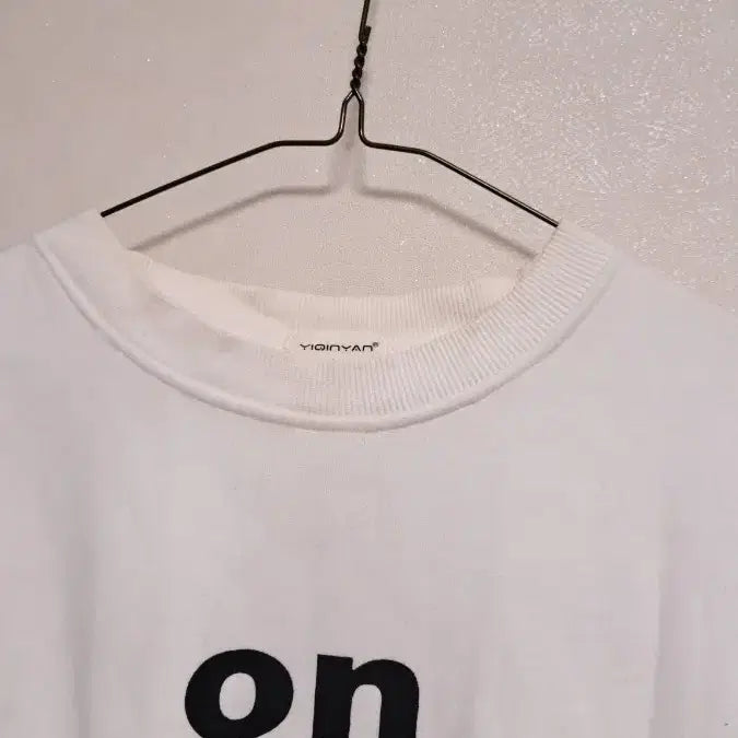 [BUNJANG] Printed Sweatshirt / 화이트  프린팅 맨투맨 티셔츠 100 105