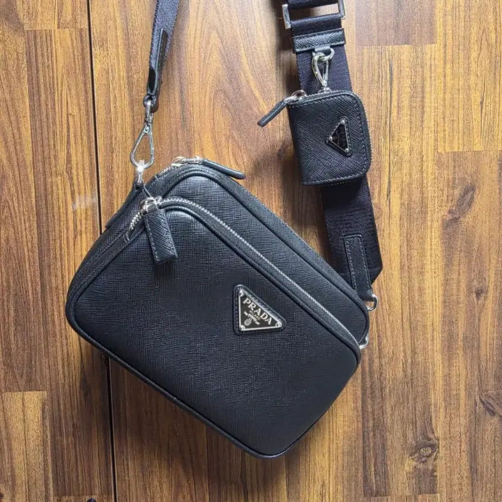 [BUNJANG] Prada Shoulder Bag / 프라다 숄더백