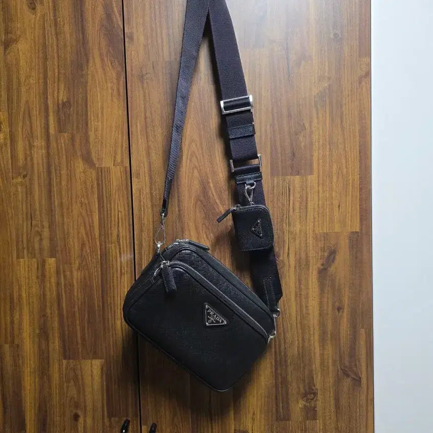 [BUNJANG] Prada Shoulder Bag / 프라다 숄더백