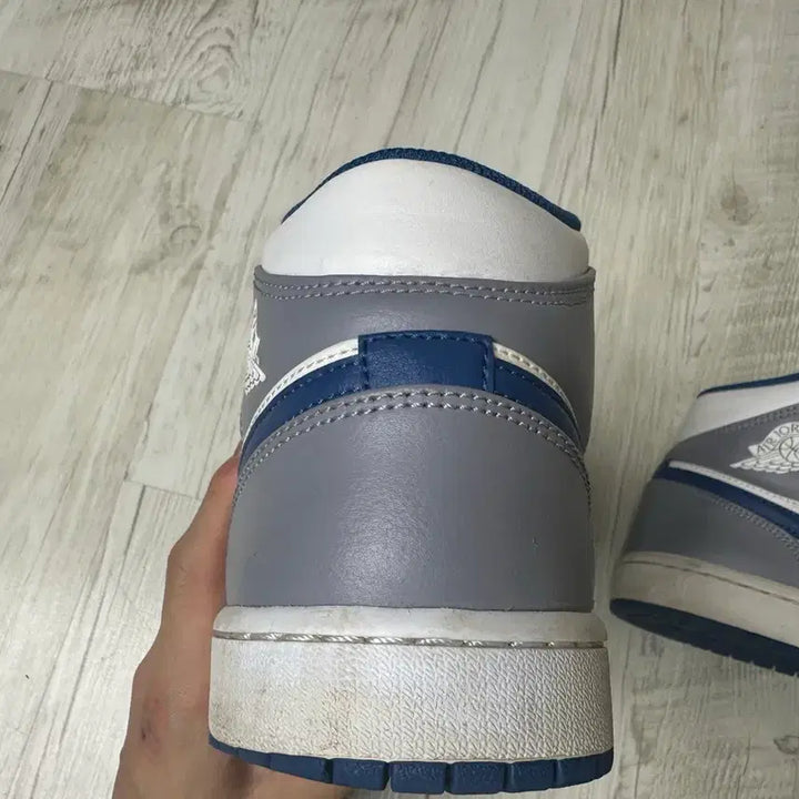 [BUNJANG] Jordan 1 Mid Cement Grey True Blue / 조던 1 미드 시멘트 그레이 트루 블루