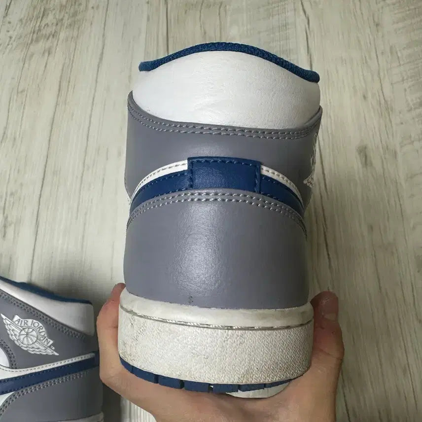 [BUNJANG] Jordan 1 Mid Cement Grey True Blue / 조던 1 미드 시멘트 그레이 트루 블루