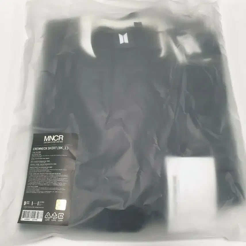 [SOLD OUT] BTS 모노크롬 크루넥 블랙 티셔츠 L사이즈