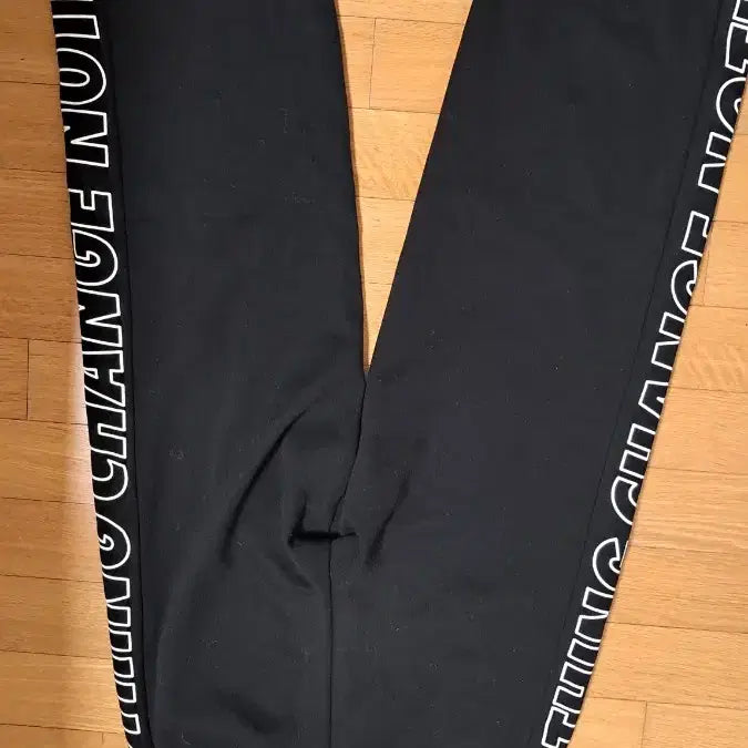 [BUNJANG] Black Wide Fleece Training Pants / 블랙 트레이닝 와이드 기모 팬츠