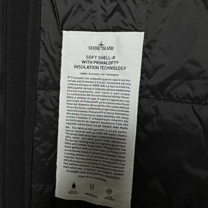[BUNJANG] Stone Island Soft Shell Black Hooded Jacket (M) / 스톤아일랜드 소프트쉘 블랙 후드 자켓 M