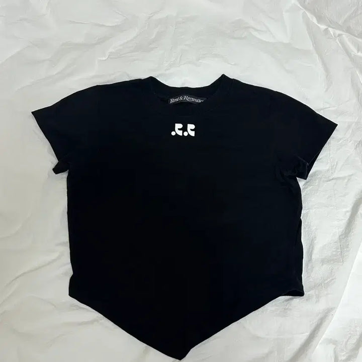 [BUNJANG] Rest&amp;Recreation Black Lettering T-shirt / Rest&amp;Recreation 블랙 반팔 티셔츠