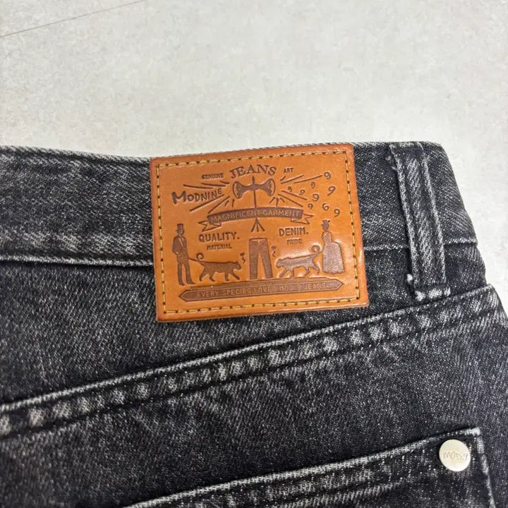 [SOLD OUT] [모드나인] 블랙문 29 mod1 새상품