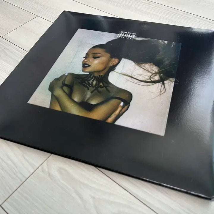 [BUNJANG] Ariana Grande Thank U Next Clear Vinyl LP / 아리아나 그란데 thank u next 컬러반 LP