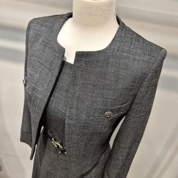 [SOLD OUT] 미샤 스퀘어넥 자켓 세트 원피스(진네이비)
